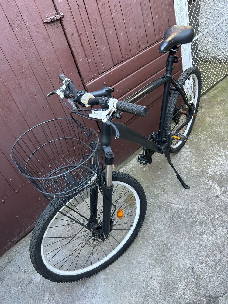 Vand bicicleta dtare buna de functionare . Pret usor negociabil