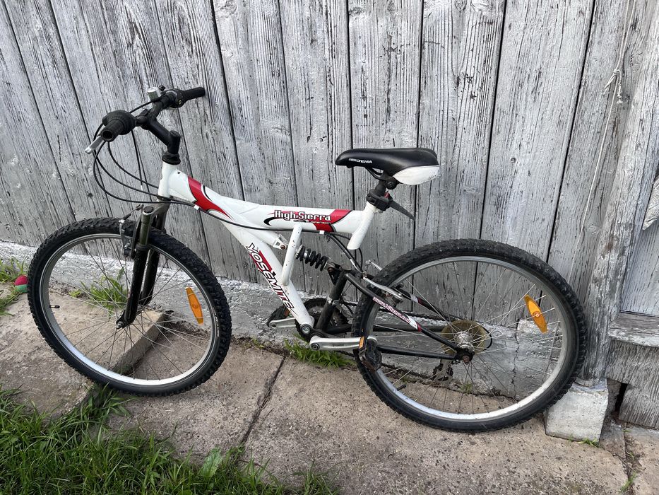 Bicicleta Yosemite cu roti de 26”