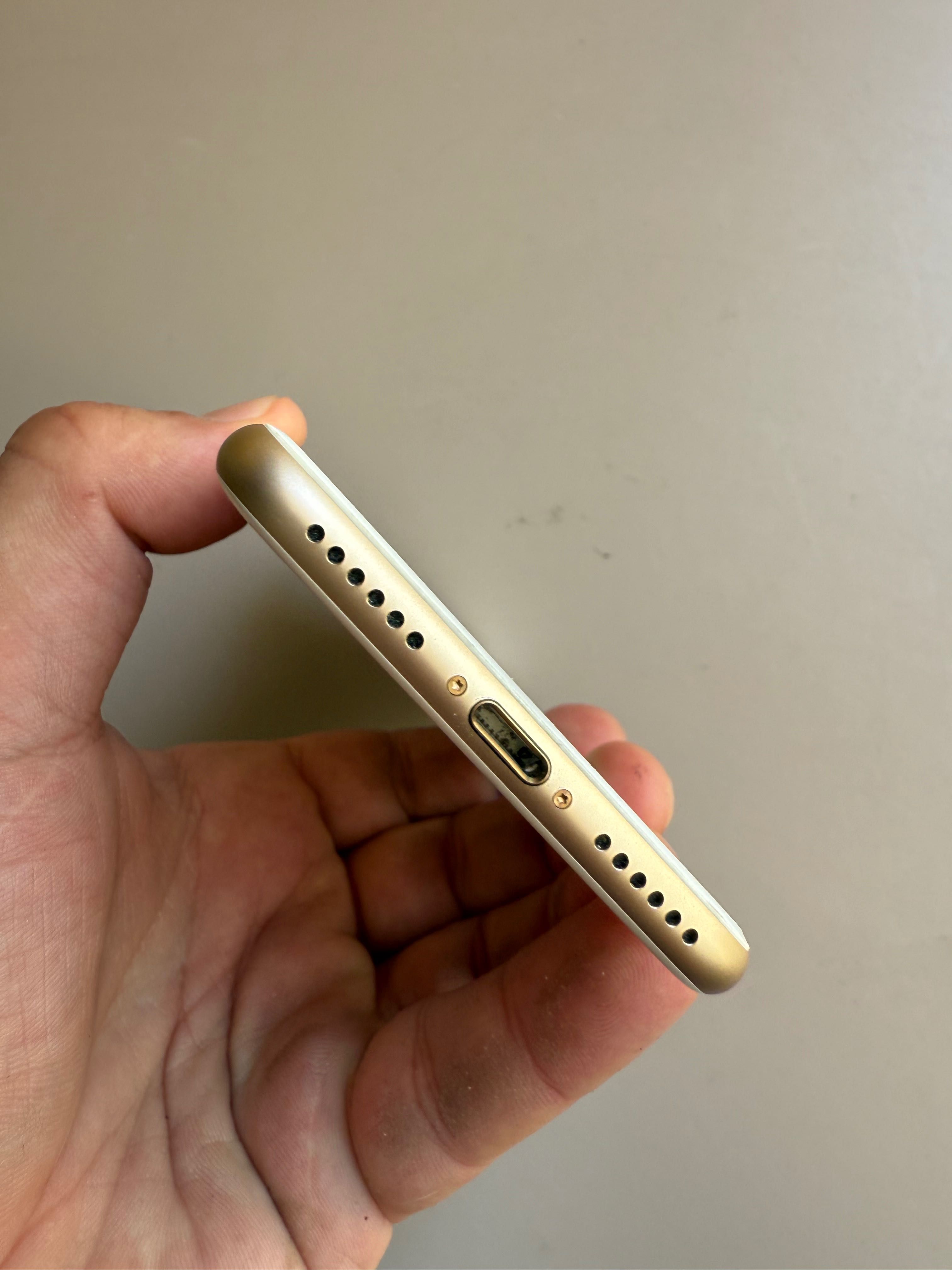 iPhone 7 32gb Gold stare f buna
