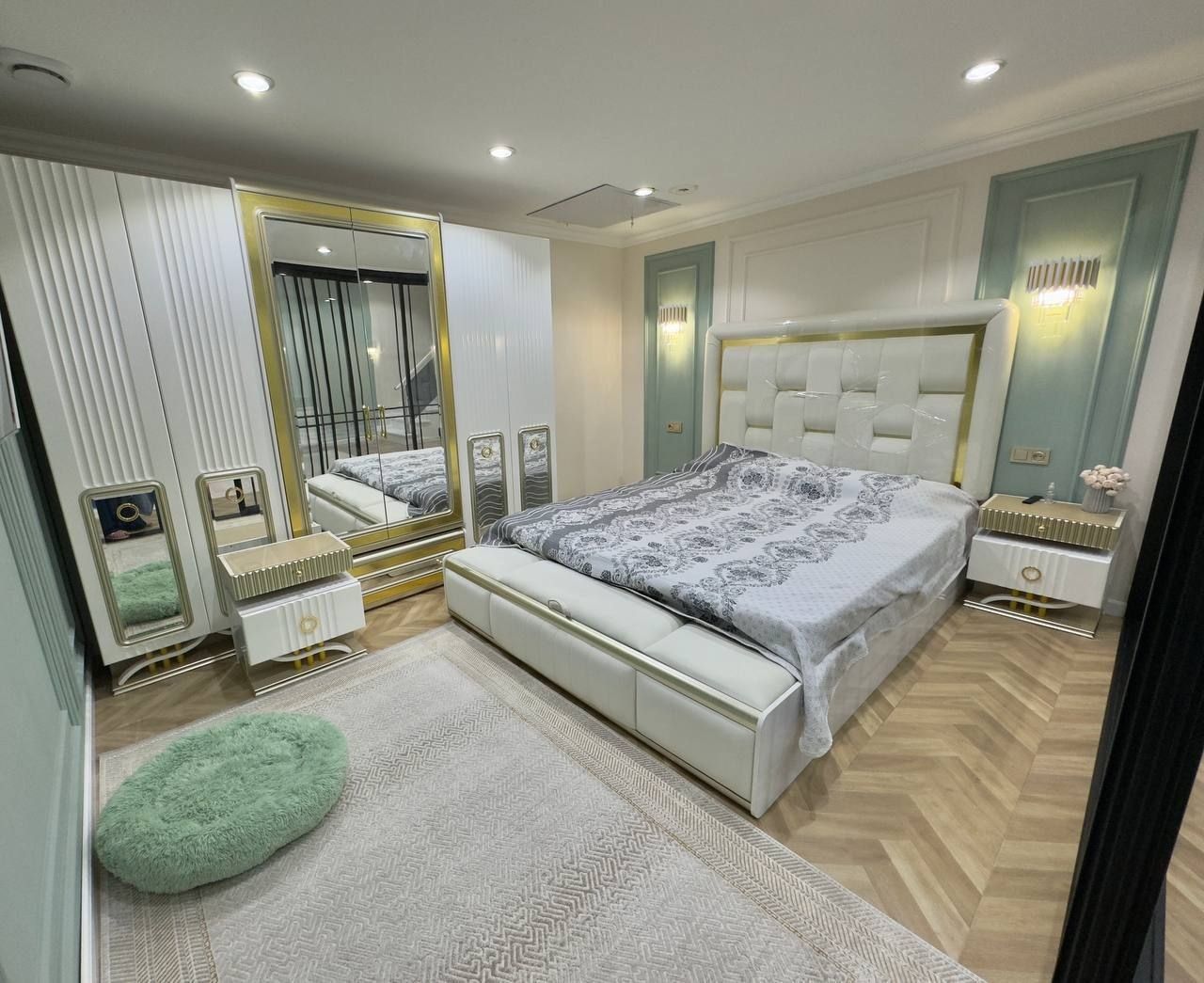 Срочно продается 2х ком квартира, ЖК Соларис, ор-р: м-в Кушбеги, 86 м²