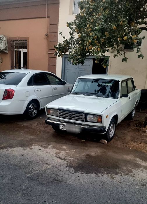 Ваз2107срочна сотилади