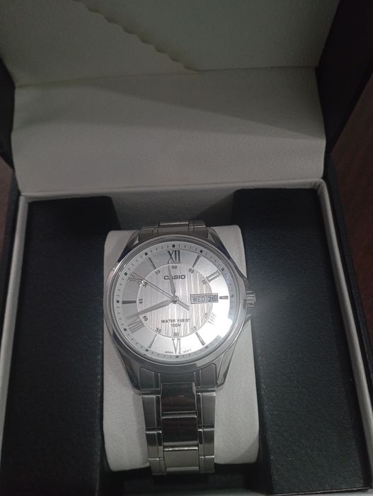 Часы Casio, металлические