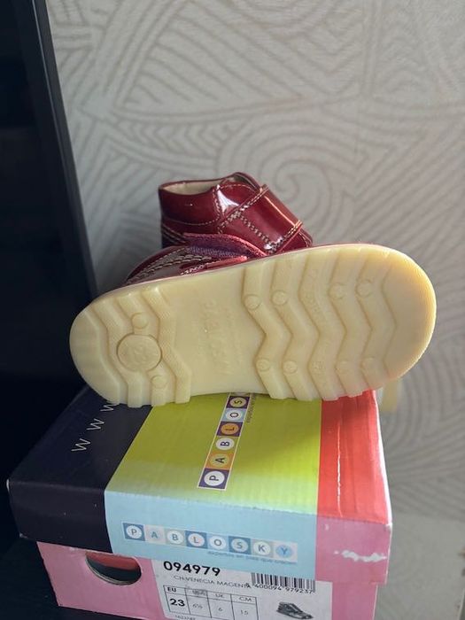 Нови боти и ботуши Clarks и Pablosky, размери 23 и 24
