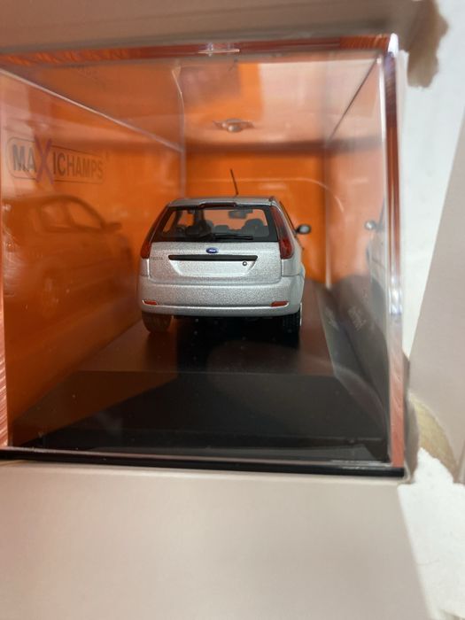MAXICHAMPS FORD FIESTA 2002 machetă auto scara 1:43