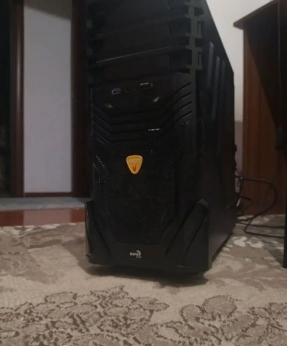 Продам компьютер + монитор