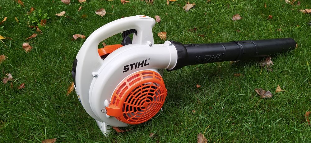 Suflantà frunze Stihl BG 56