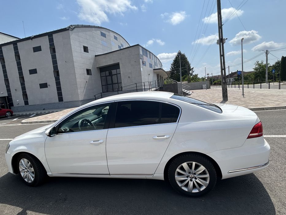 Volkswagen Passat b7  2.0 TDI BlueMotion  2013