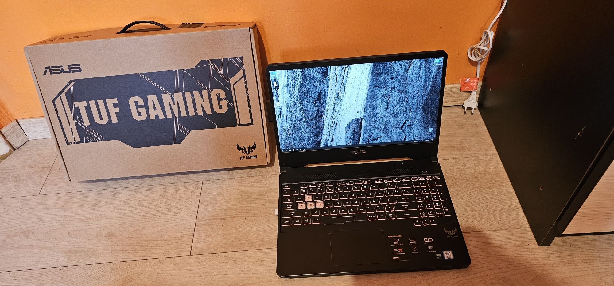 Asus.  tuf FX505D