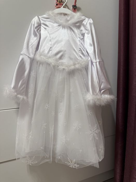 Rochita fulg de nea/ zana iernii