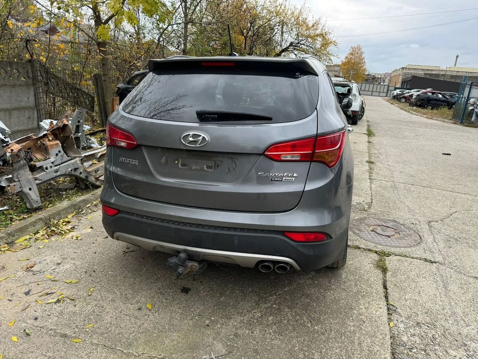 Dezmembrez / Dezmembrari / Piese / Accesorii Hyundai Santa fe 2014