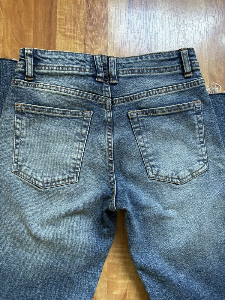 Разкроени дънки  Pull&Bear