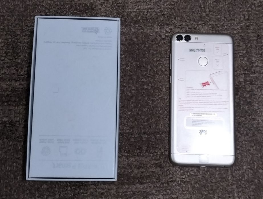 Telefon Huawei P smart