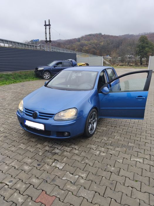 Volkswagen Golf 5 Benzina