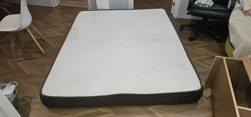 Продам Матрас 160×200(матрац) в Каскелене