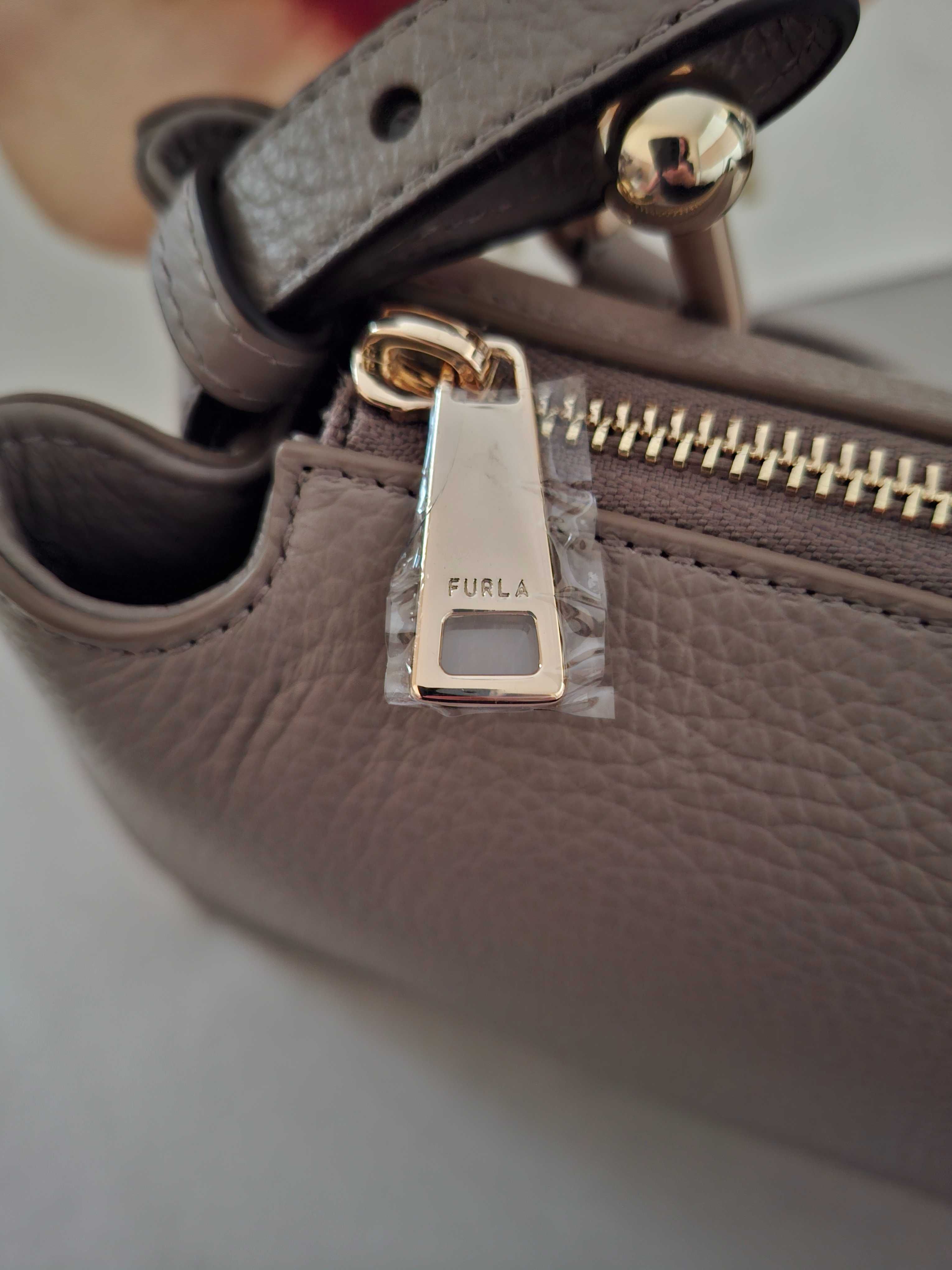 Furla Кожена чанта през рамо Nuvola