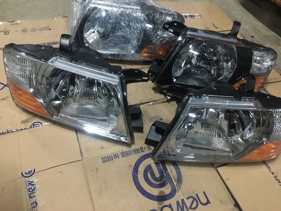 Faruri Noi Mitsubishi Pajero 2002-2006. Volan stinga