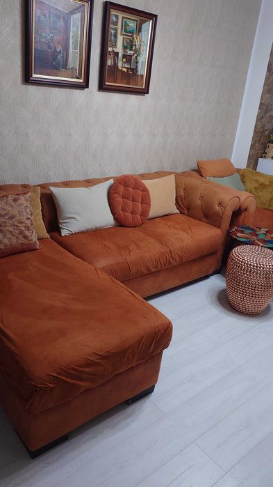 Avantajos, coltar si fotoliu Mobexpert, in stare excelenta!