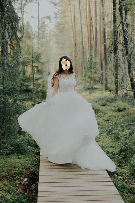 Rochie de mireasa stil prințesă + pantofi + voal lung 3 metri