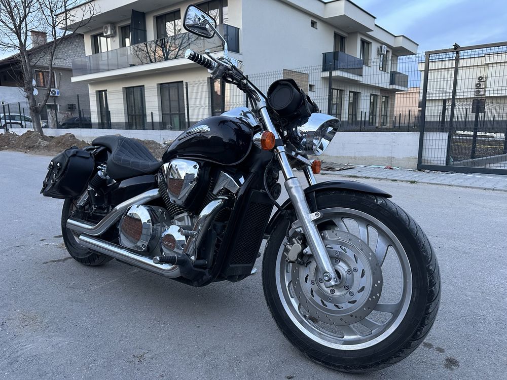 Чопър Honda vtx 1300c
