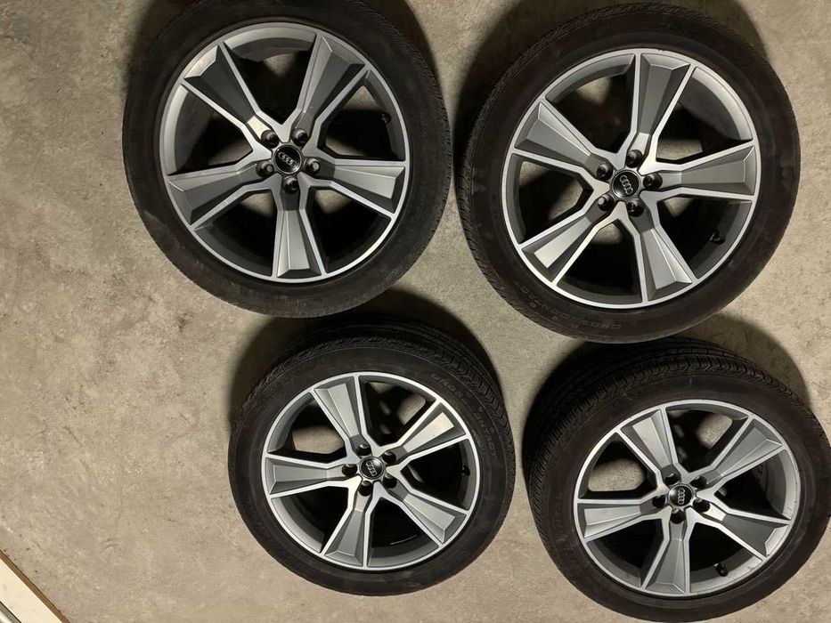 Джанти 20'' оригинални от Audi Q5  с гуми Continental.