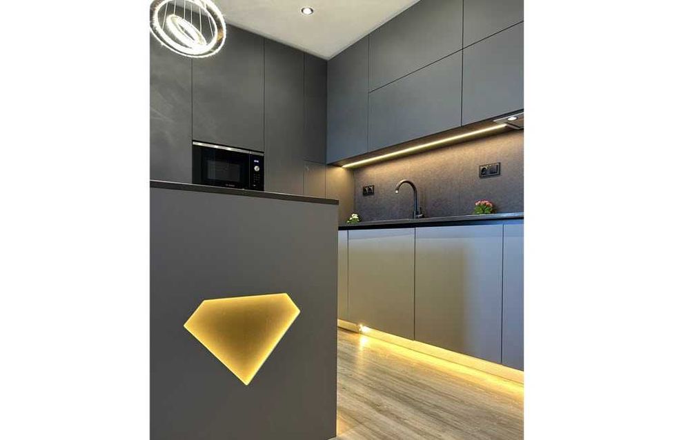 Продава се Тристаен апартамент в Балчик - 139 кв.м за 756 €/кв.м - Снимка #8