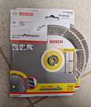 Disc diamantat Standard Universal 150-22.23mm Bosch 2608615061 Nou