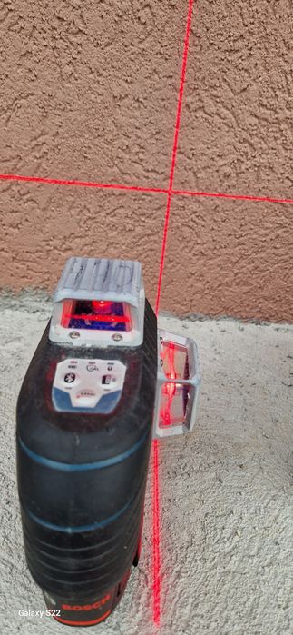 Bosch nivela rotativa cu linii