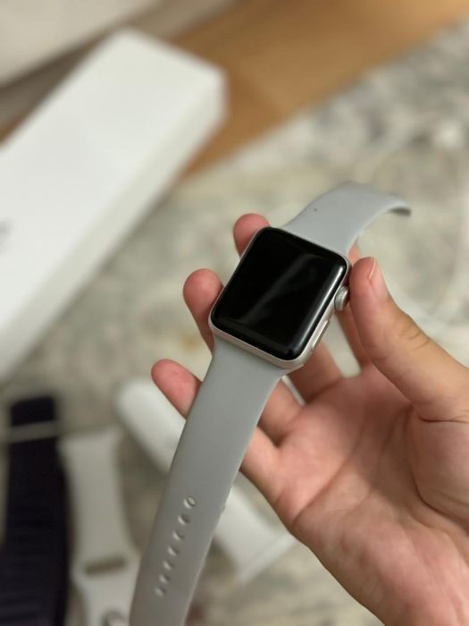 Продается APPLE Watch