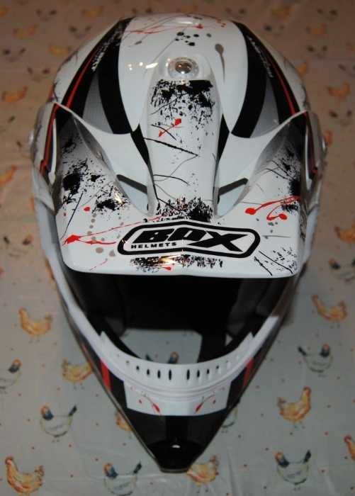 Мотокрос каска *Нова*, коментар цена  BOX -XL размер