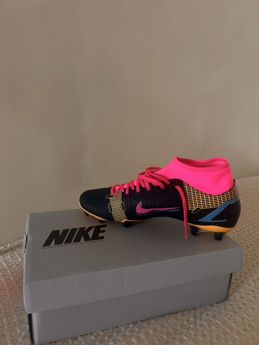 Ghete fotbal Nike Mercurial – mărime 42, stare foarte bună