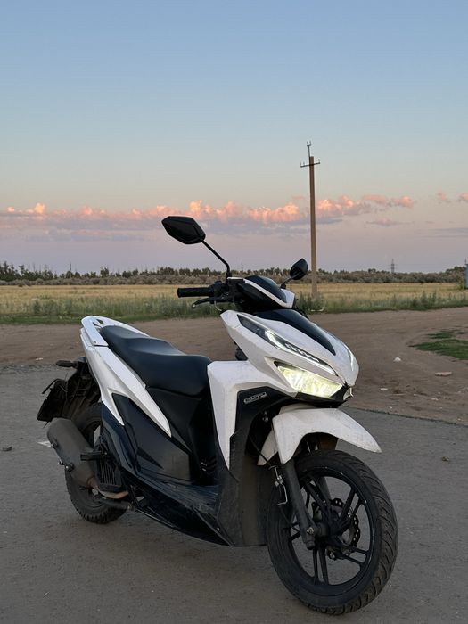 Скутер Vento inferno