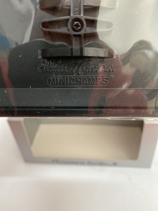 MINICHAMPS PORSCHE PanameraTURBO S macheta auto scara 1:43