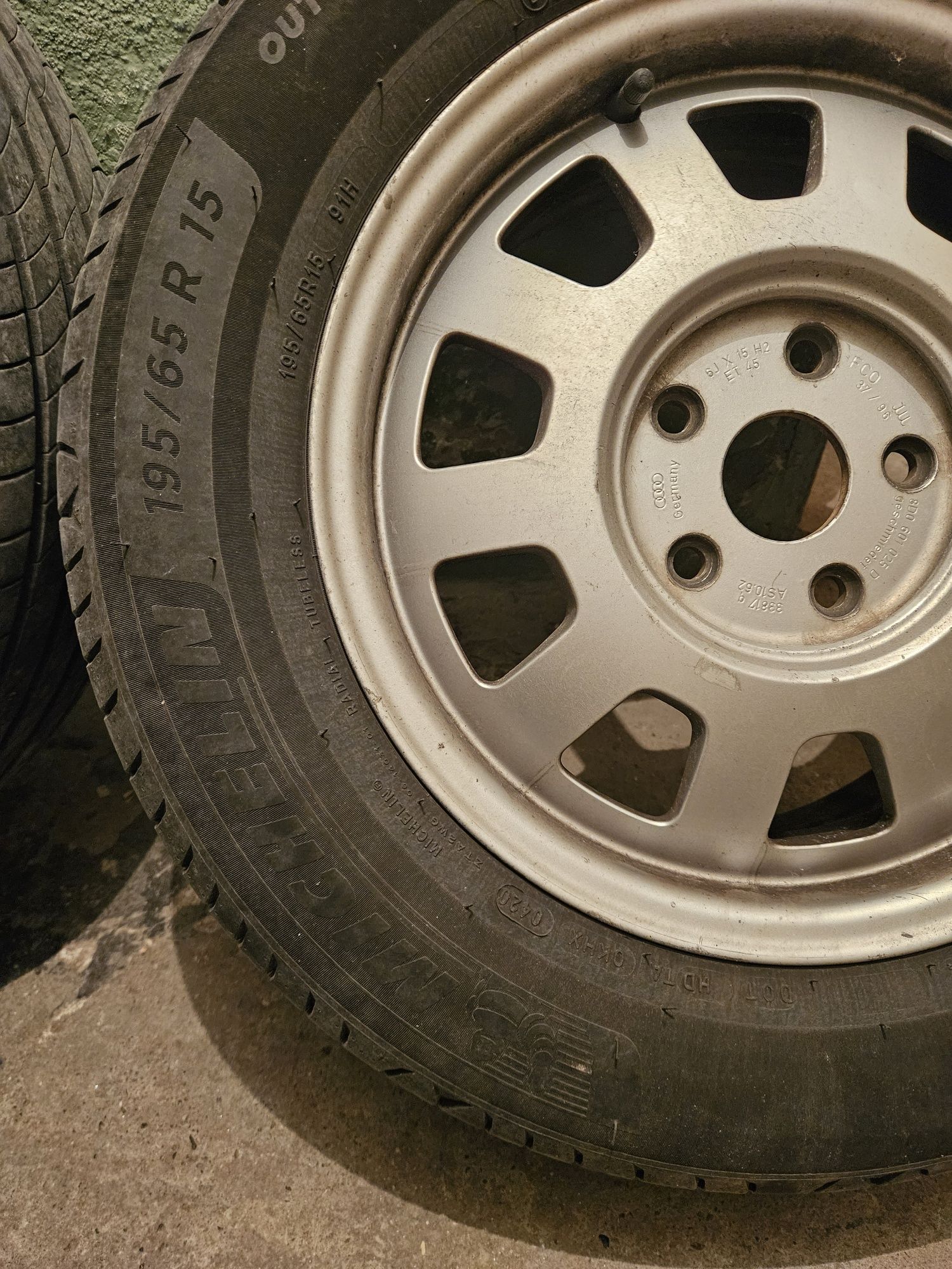 Джанти 5х112 r15 с гуми 195/65/15 Michelin