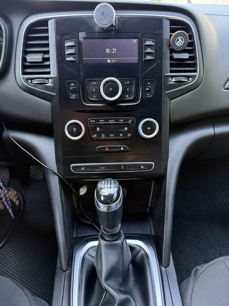 Vand Renault Megane 4 in stare foarte buna (primul proprietar)