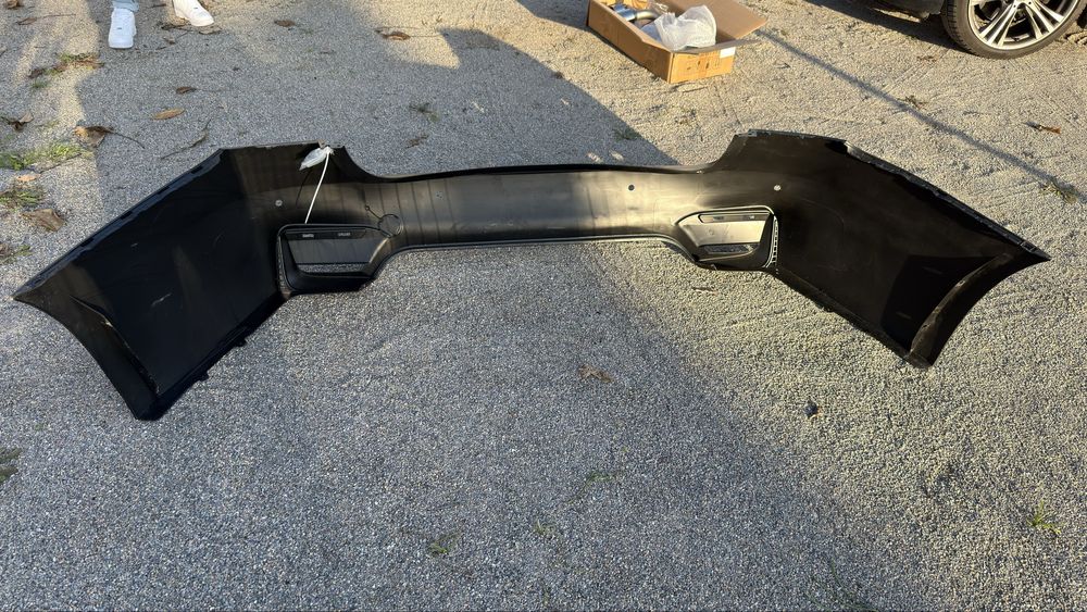 Bmw f30 m3 задна броня + накрайници