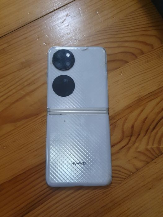 Телефони за части или за ремонт