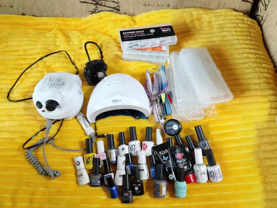 Продам маникюрный набор