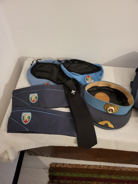 Военна униформа ВВС армия България куртка фуржка сако барета кепе