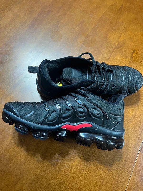 Nike Air Vapormax 42 noi/new