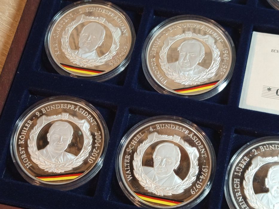 Посребрени плакети с частично позлатяване"Президентите на Германия"