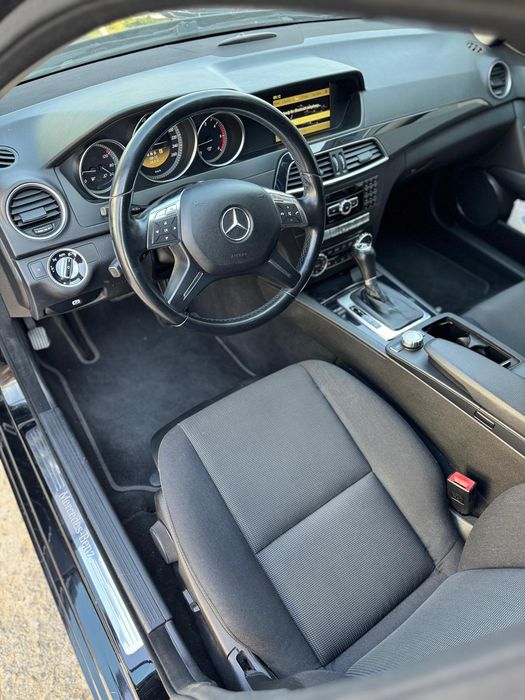 Vand Mercedes-Benz c-classe 2011