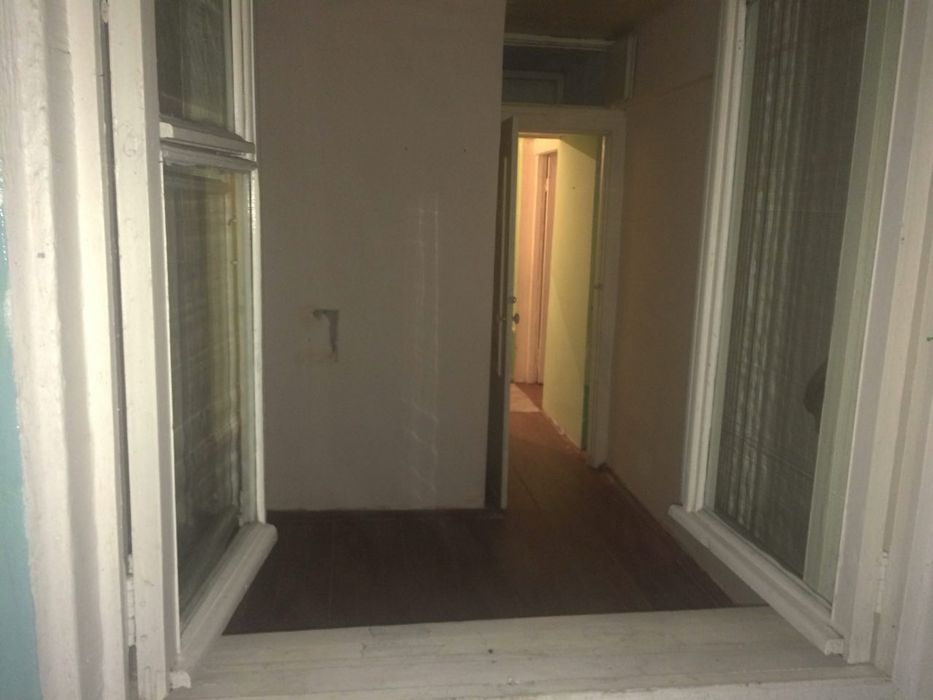 Srochna arendaga beriladi 1-xona 2 xona qilingan.Qora qamish 1/1 soy