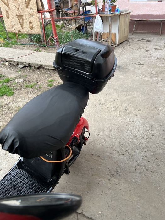 Vand scuter electric
