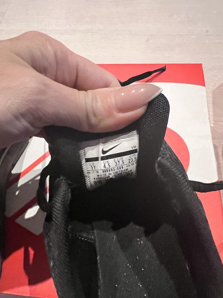 Nike air max размер 37.5
