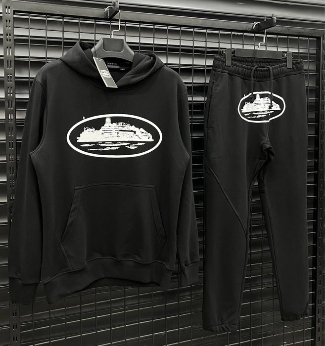 Мъжки екипи Essentials Corteiz / Nike Tech Fleece / Syna World