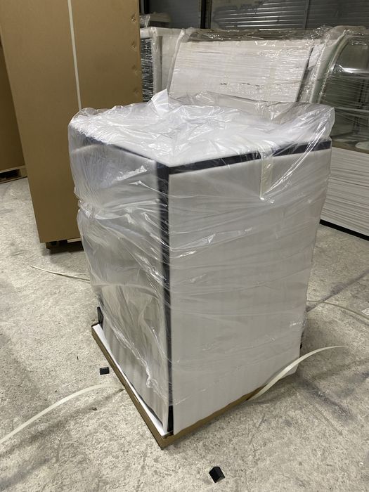 Vitrina frigorifica minibar cu o usa