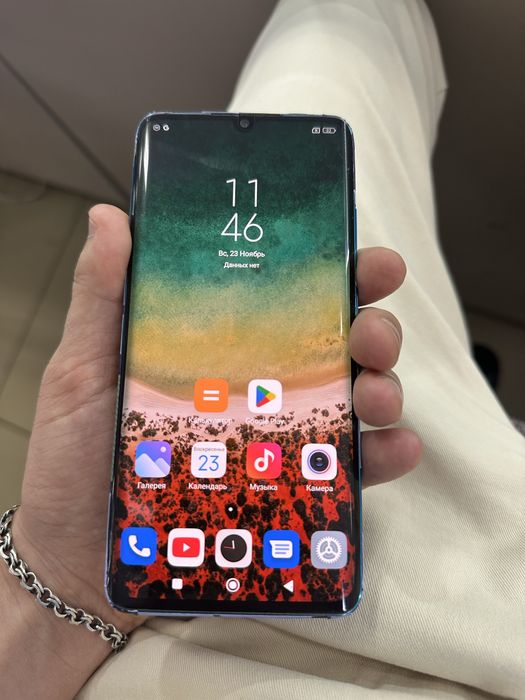 Продам телефон оригинал