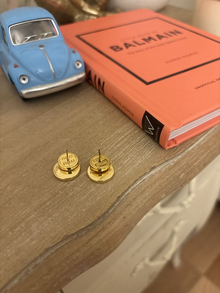 Красиви дамски обици Miu Miu,нови