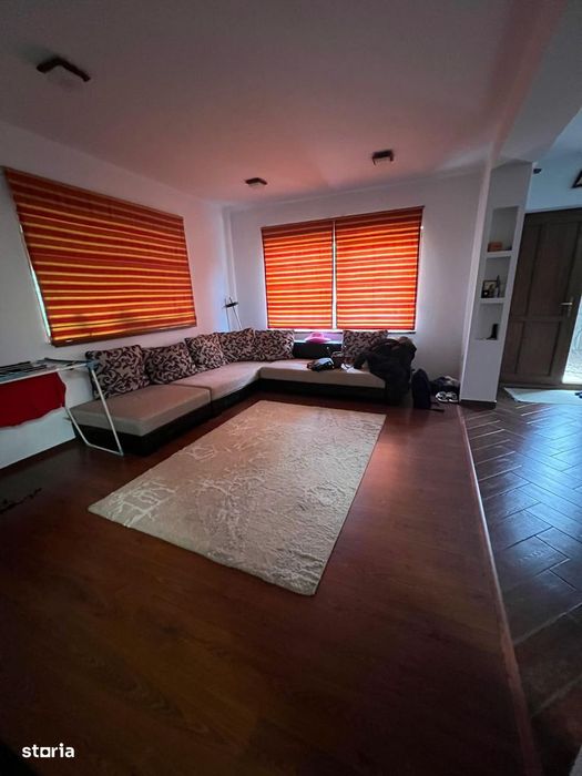 Casa parter+etaj,Stefanesti,1 km de Pitesti