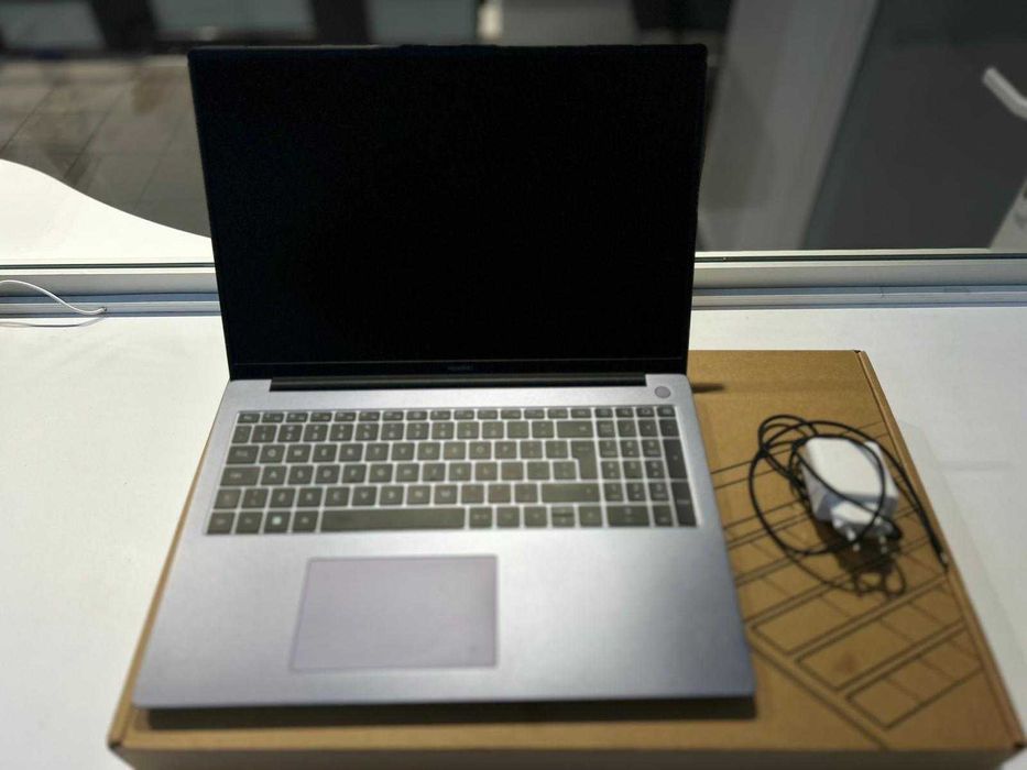 Laptop Huawei (AG50/ B7023) Garantie 2 ani!